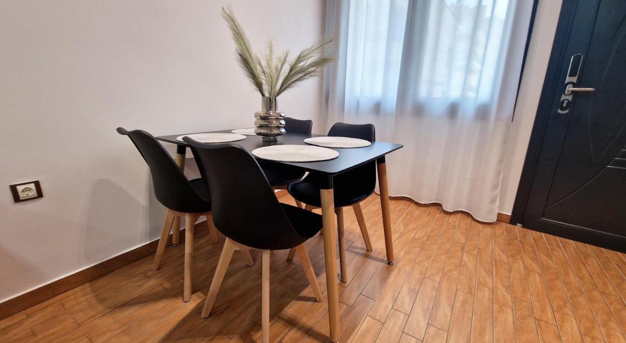 Pg Luxury Apartment カヴァラ エクステリア 写真